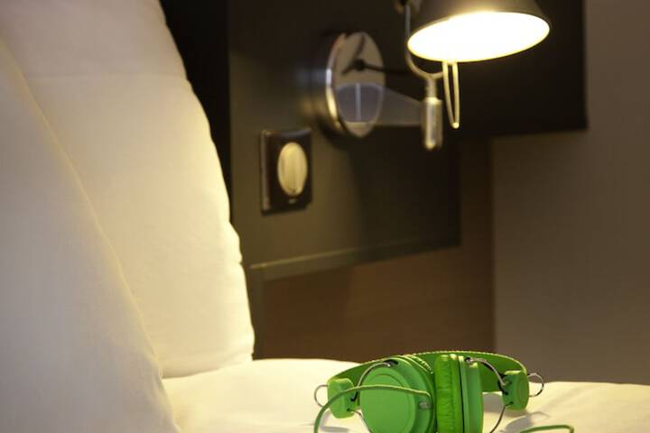 Room 3 of 45