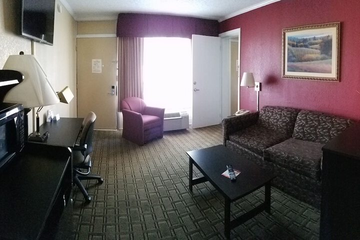 2 Double Beds (12 of 12)