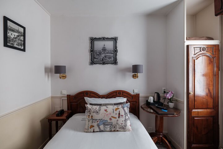 Room 21 of 95