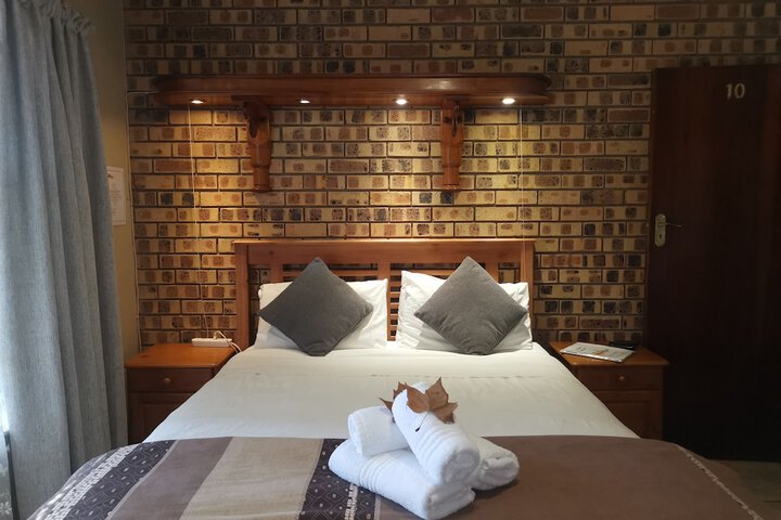 Room 25 of 124