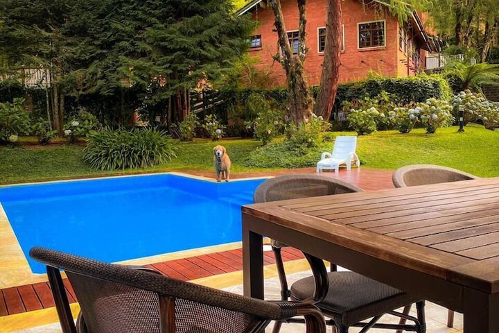 Pool 59 of 122