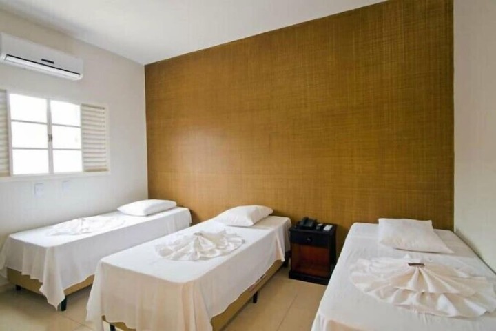 Room 17 of 51