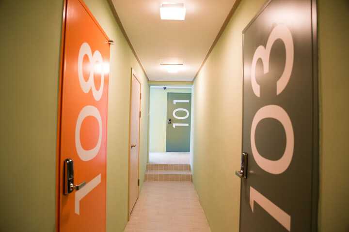Ballroom/Hall 73 of 84