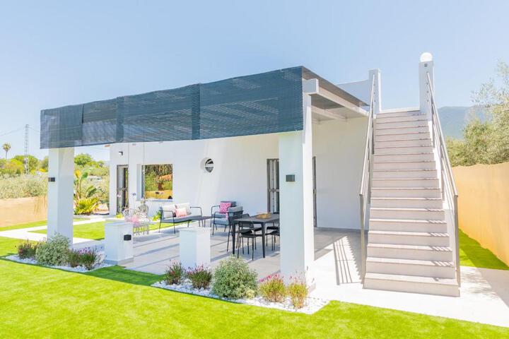 General 8 of 54
