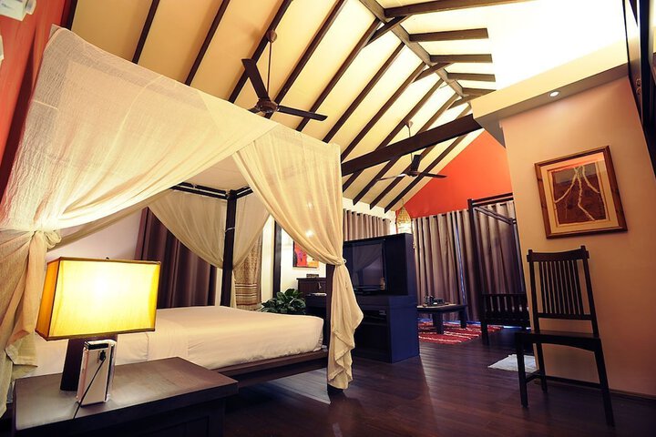 Room 4 of 54