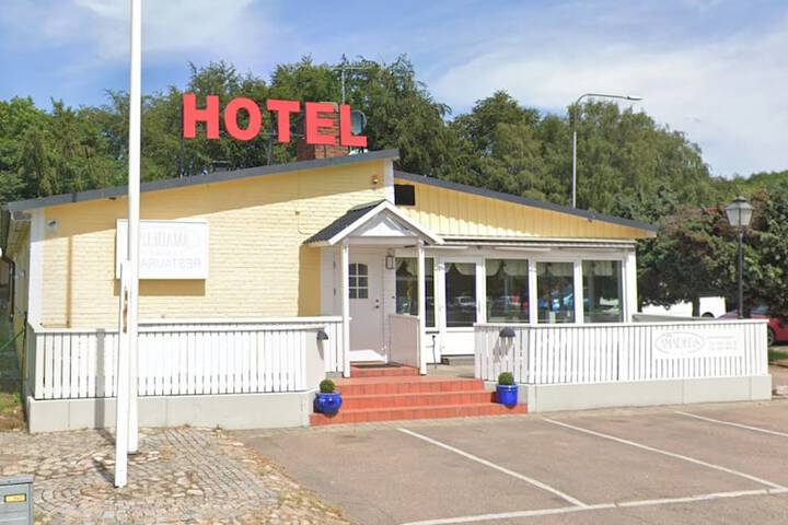 Hotel 2 of 2