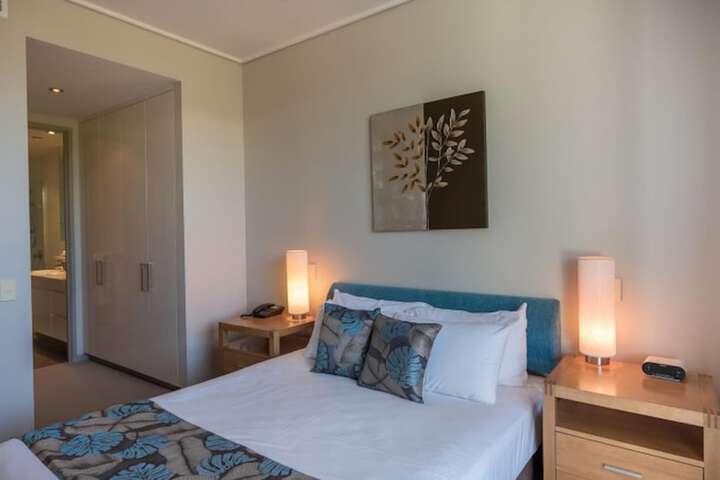 Room 9 of 80