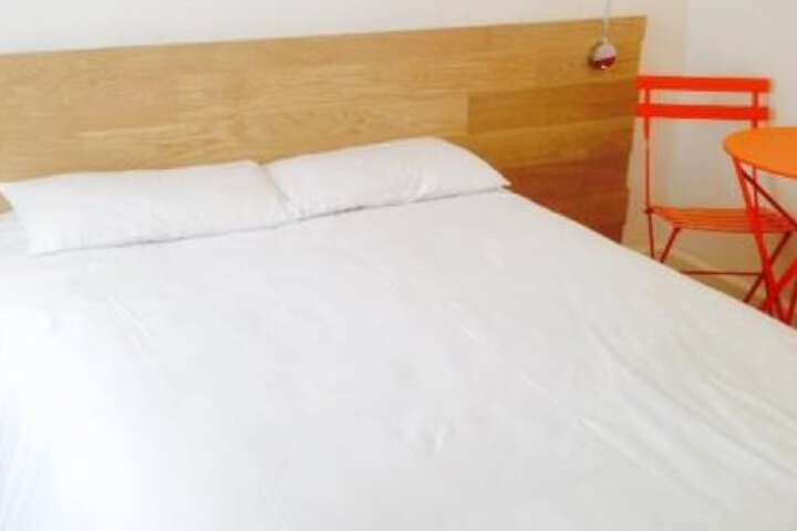 Room 3 of 10