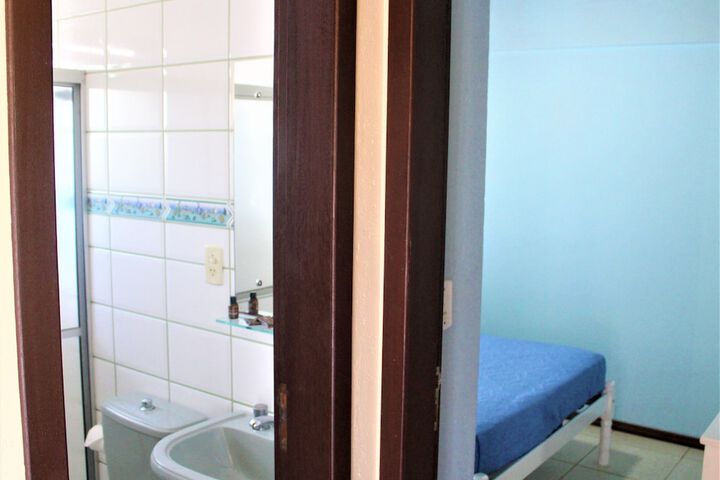 Room 43 of 46