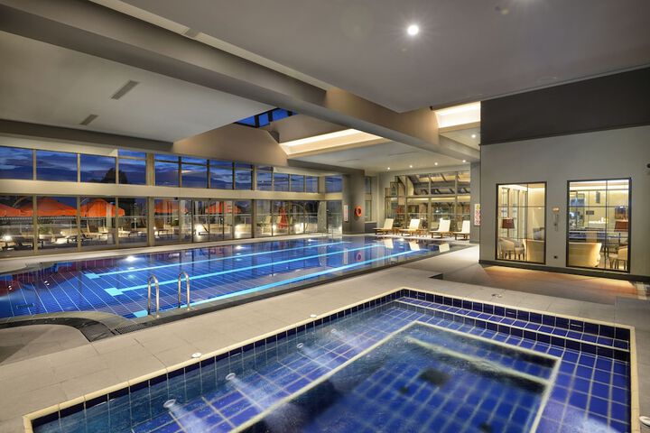 Pool 158 of 243