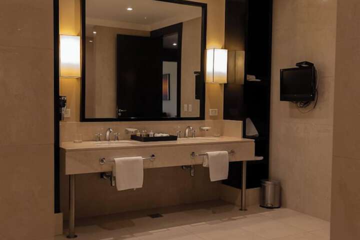 Clean Restrooms