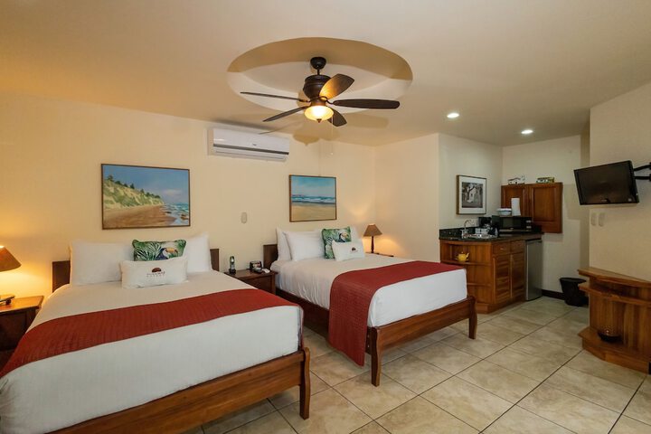 Room 28 of 206