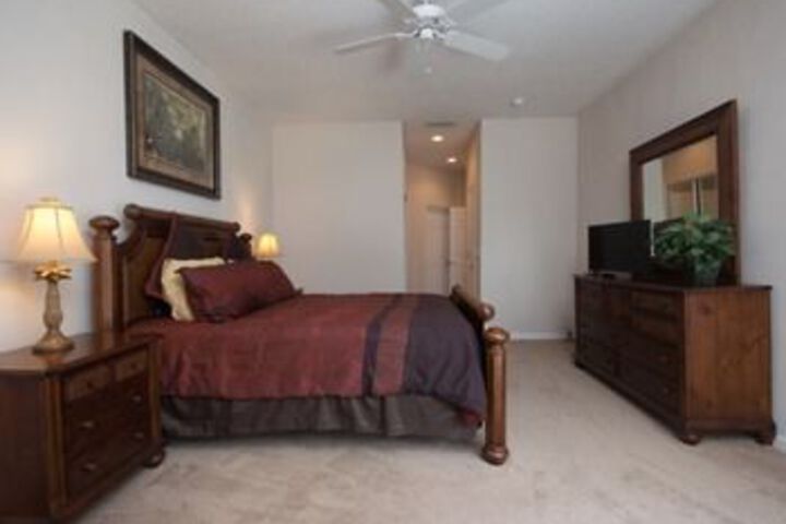 Room 7 of 22