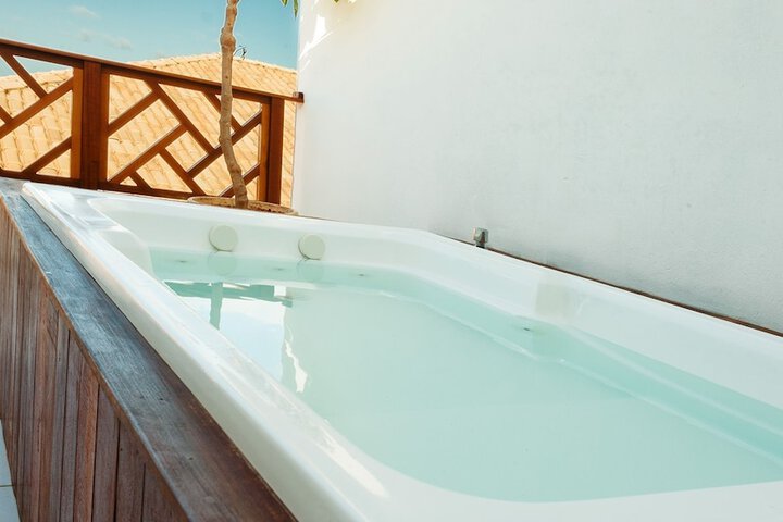 Hot Tub 29 of 55
