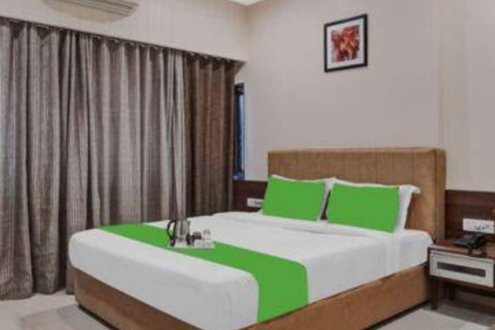 Room 15 of 26