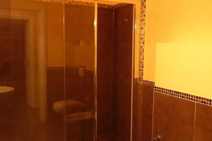 Room 29 of 39