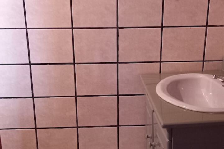 Room 14 of 15