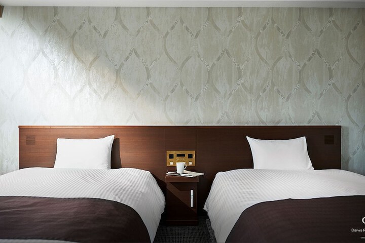 Room 19 of 71