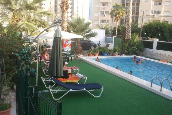 Pool 33 of 59
