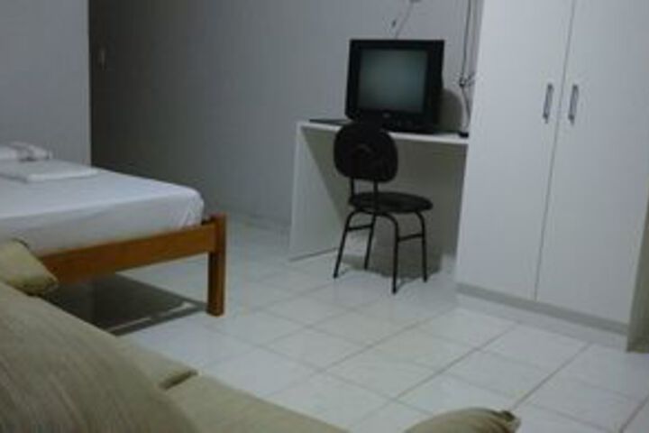 Room 15 of 40