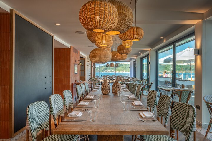 Dining 44 of 62