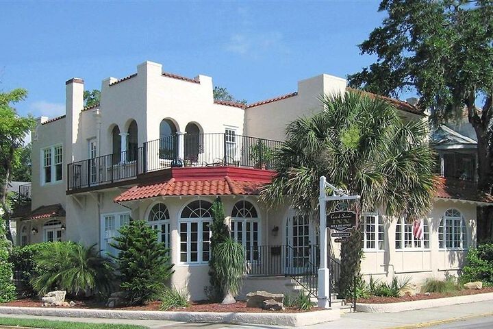 Hotel 59 of 60