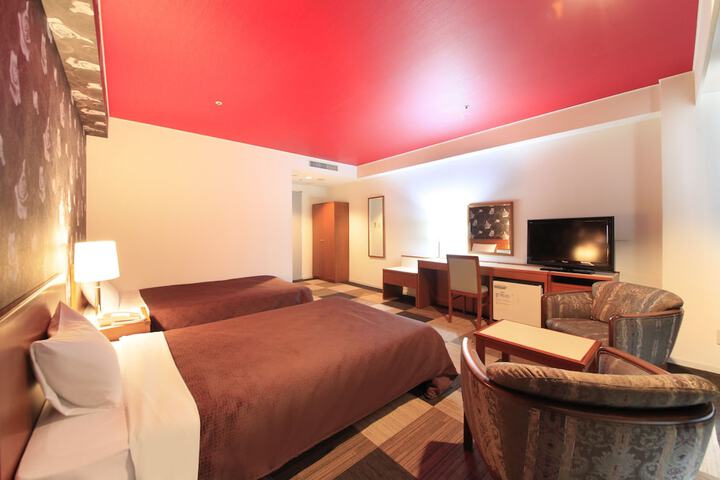 Room 12 of 55