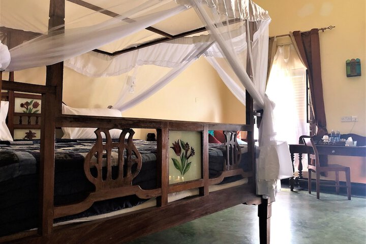 Room 13 of 49