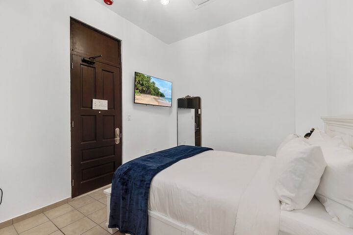 Room 31 of 62