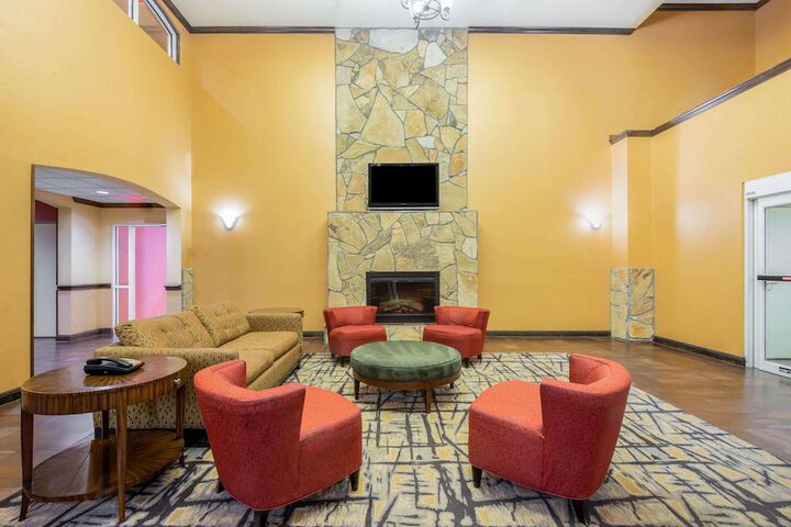 Hotel Interior 4 of 57