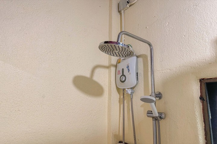 Room 36 of 82