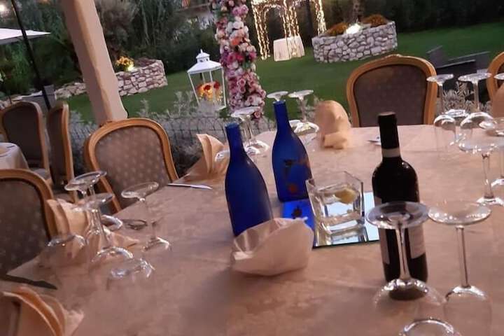 Dining 6 of 15