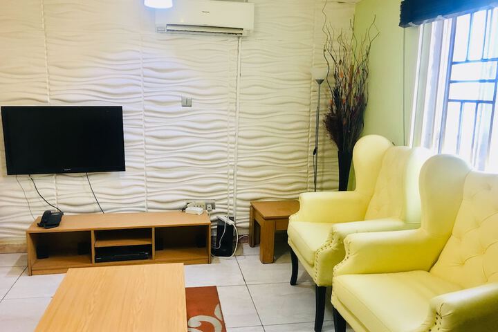 Room 20 of 28