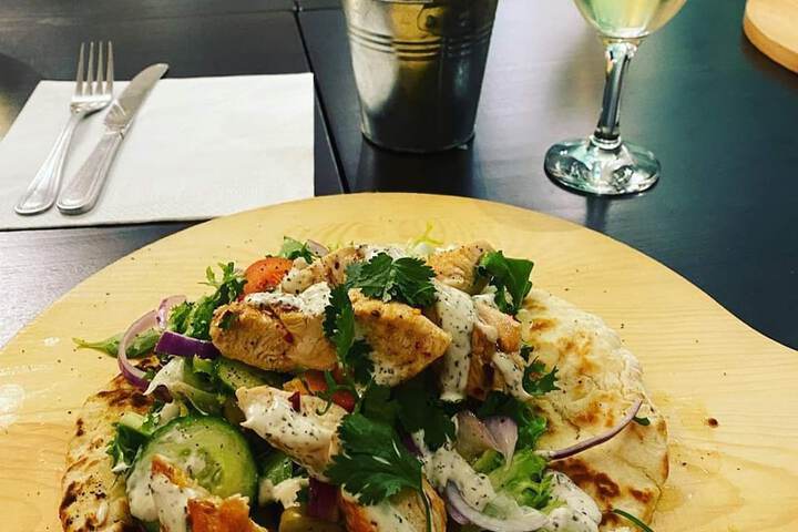 Dining 88 of 147