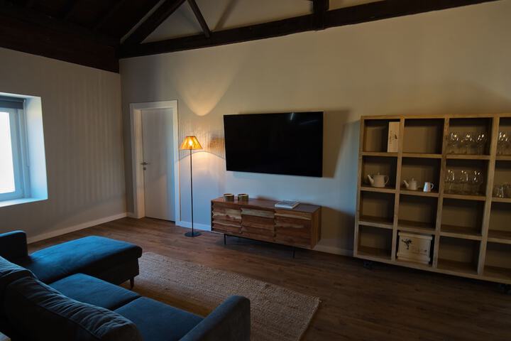 Room 25 of 80