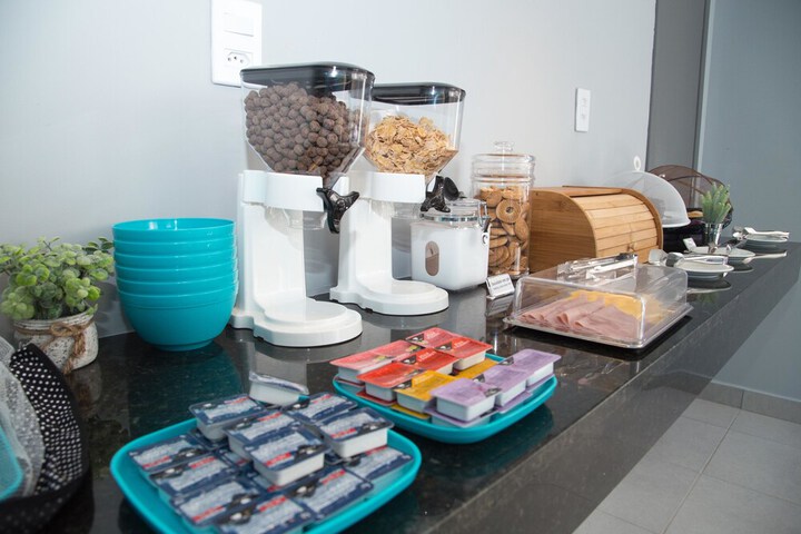 Breakfast/Coffee Service 60 of 64