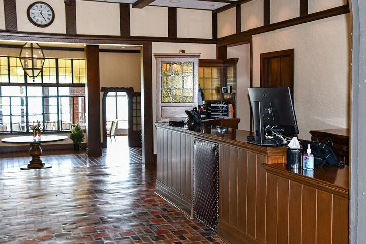 Hotel Interior 7 of 144