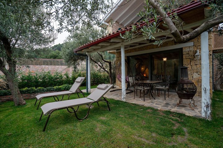 Terrace/Patio 42 of 109