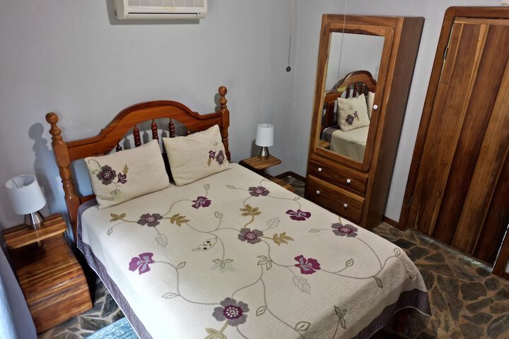 Room 7 of 89