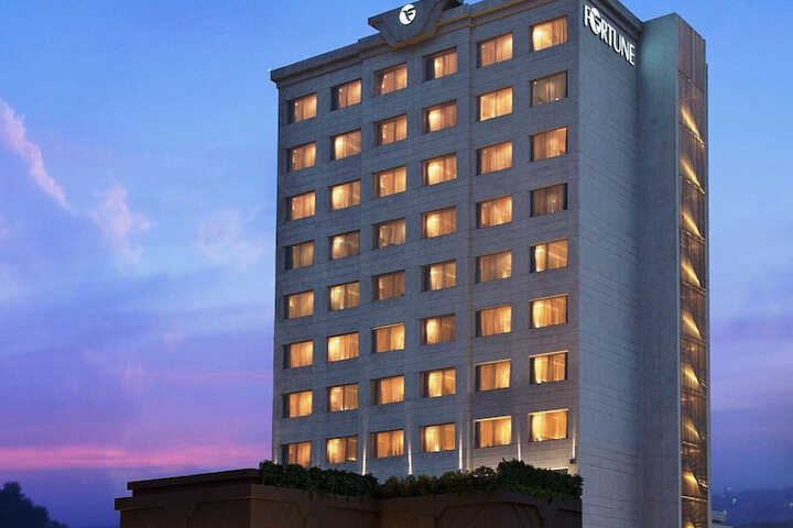 Hotel 27 of 27