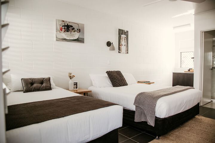 Room 7 of 43