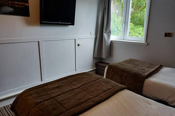 Room 14 of 69