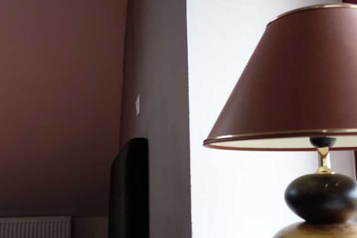 Room 7 of 38