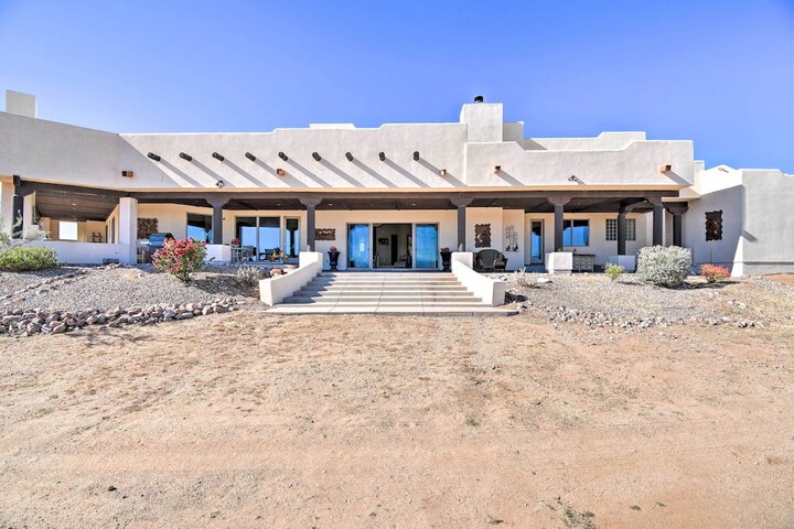 Rio Verde Desert Escape w / Patio & Mountain Views!