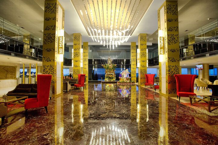 Hotel Interior 4 of 85