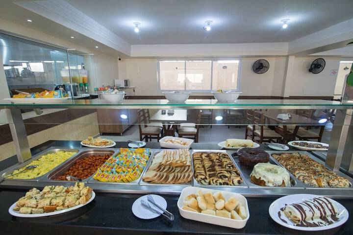 Breakfast/Coffee Service 20 of 27