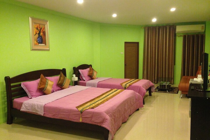 Room 3 of 24