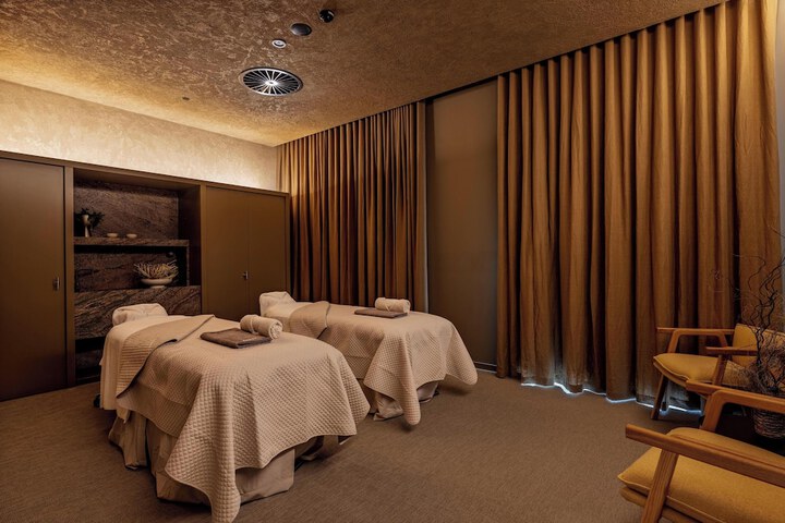 Spa 43 of 62