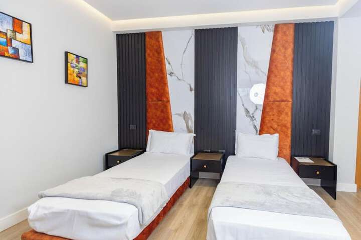 Room 36 of 132