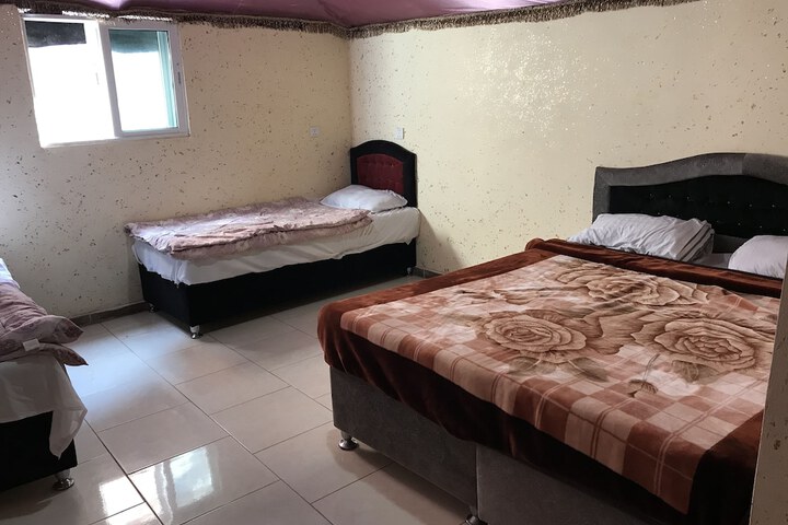 Room 5 of 39